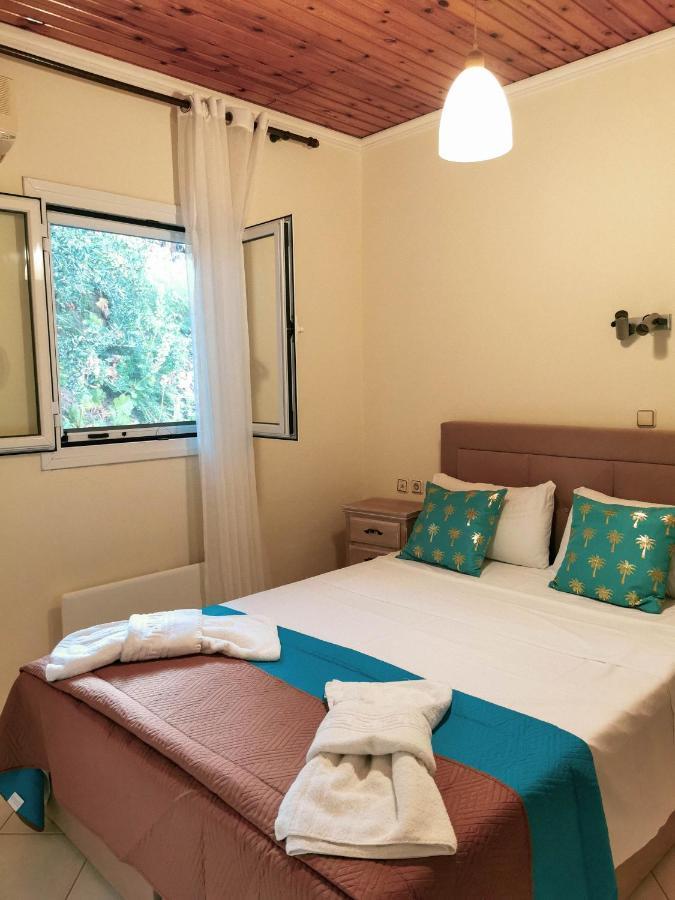 Marina Apartment Перама Екстериор снимка