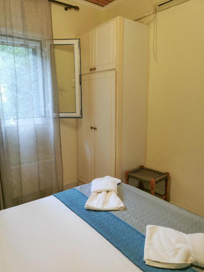 Marina Apartment Перама Екстериор снимка