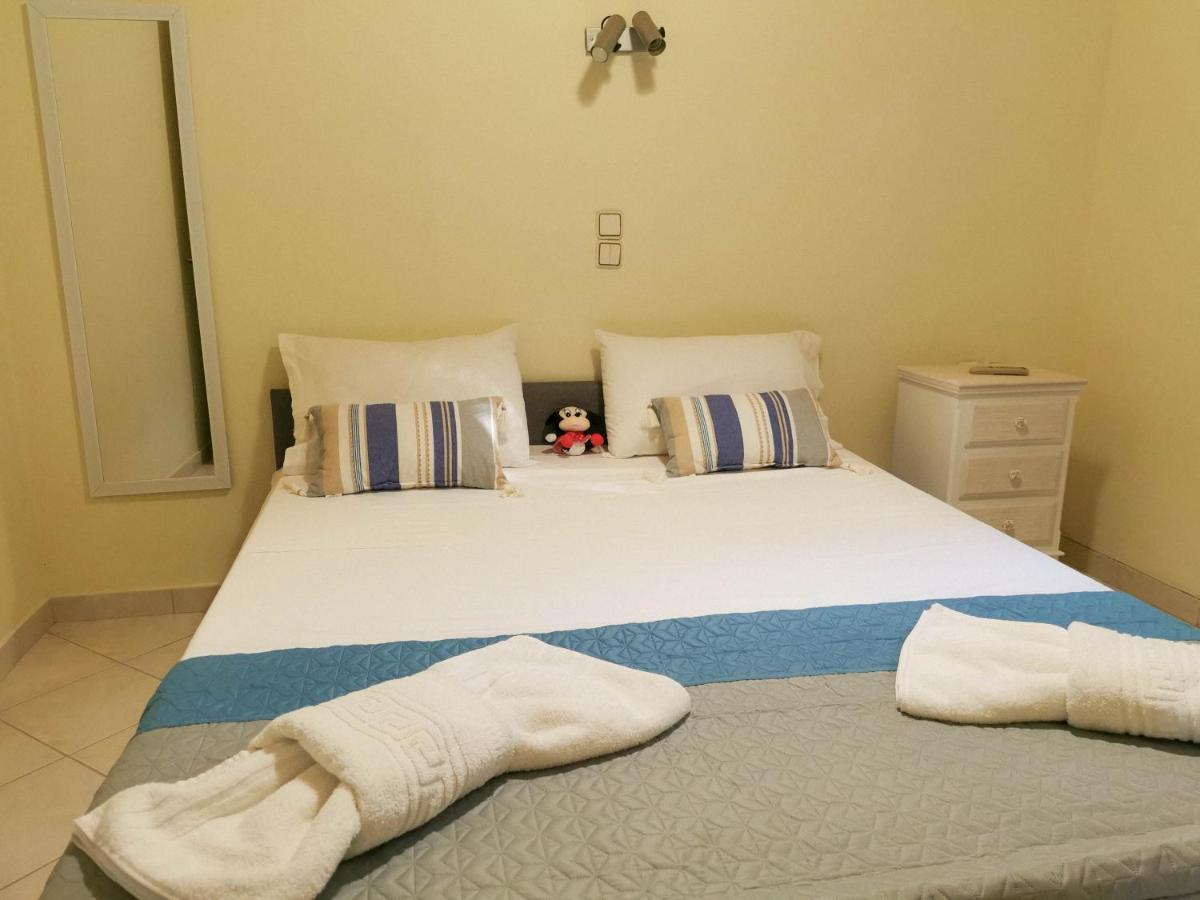 Marina Apartment Перама Екстериор снимка